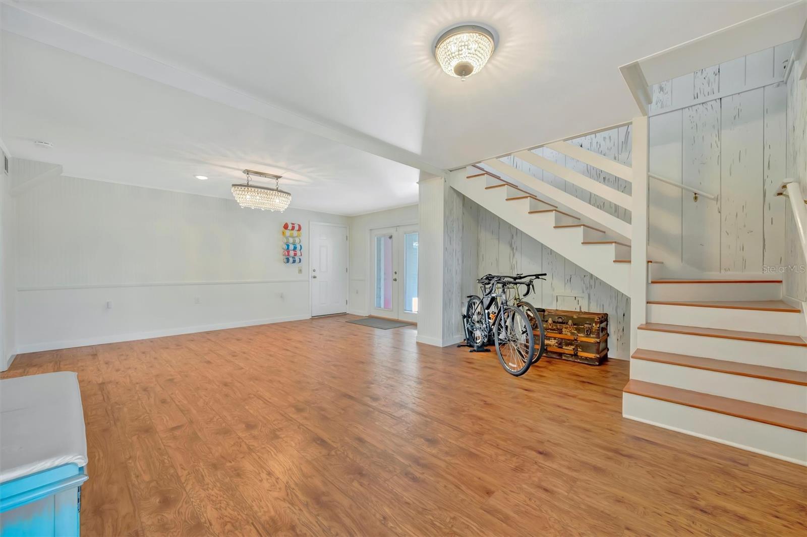 Image 52 of 98 For 1841 Bayshore Drive