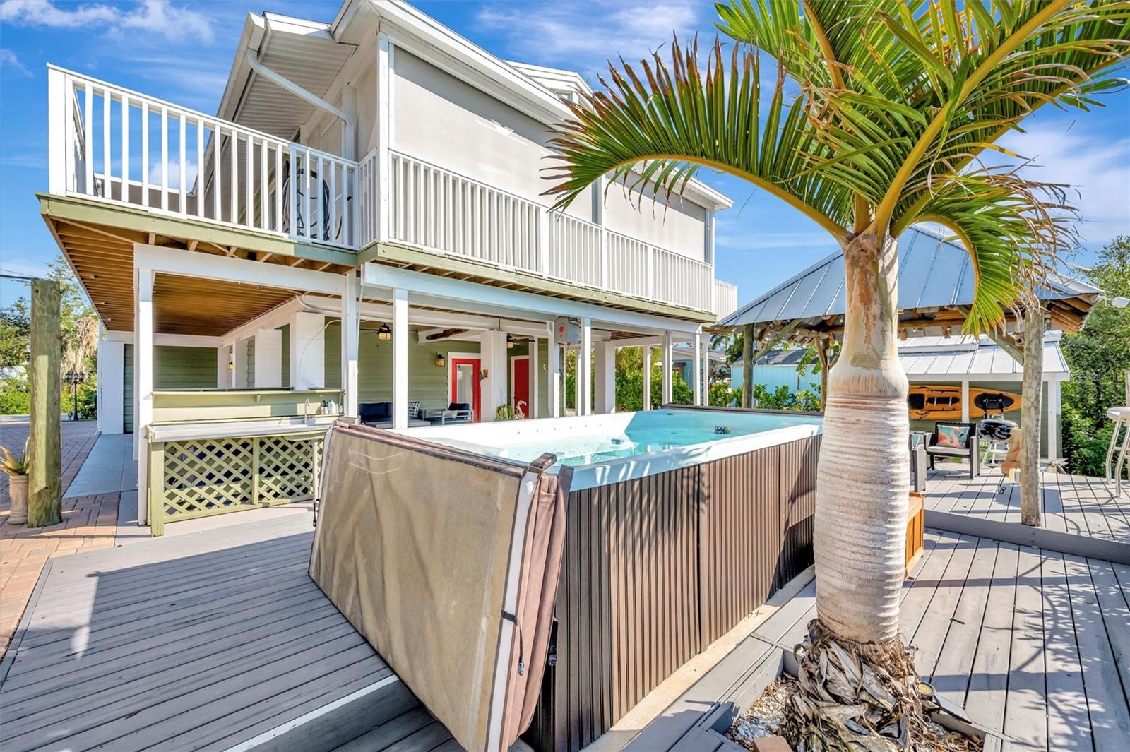 Image 63 of 98 For 1841 Bayshore Drive