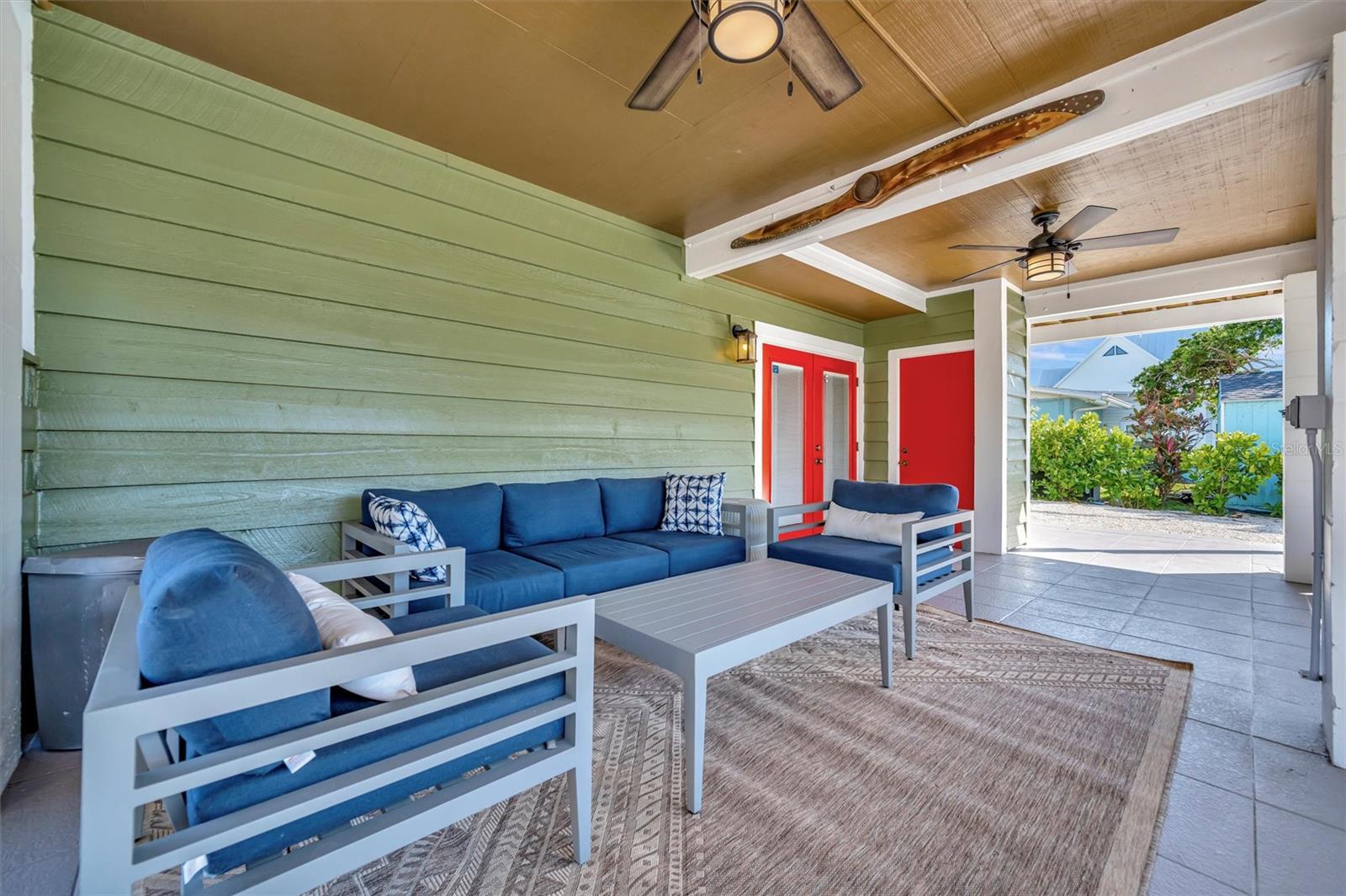 Image 65 of 98 For 1841 Bayshore Drive