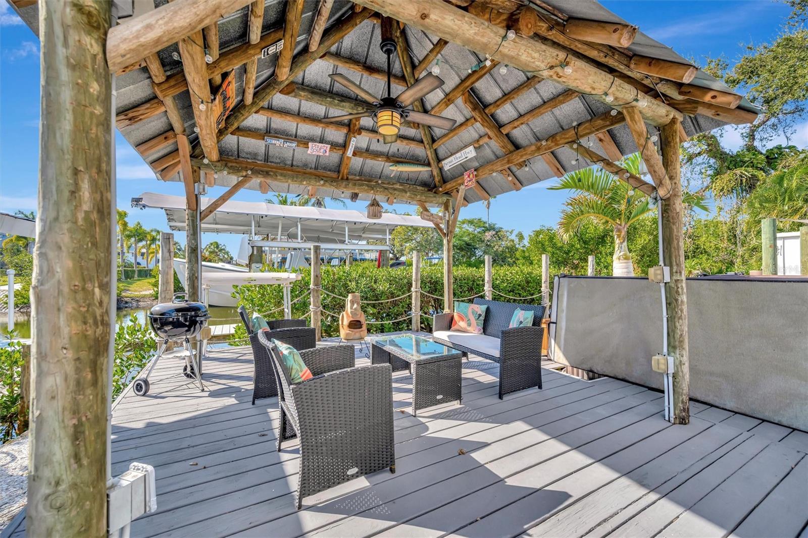 Image 67 of 98 For 1841 Bayshore Drive