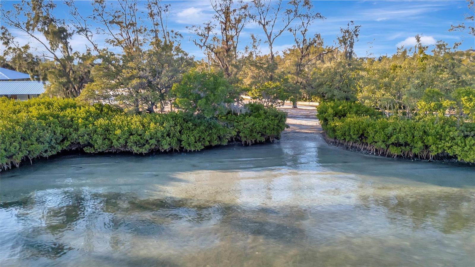 Image 97 of 98 For 1841 Bayshore Drive