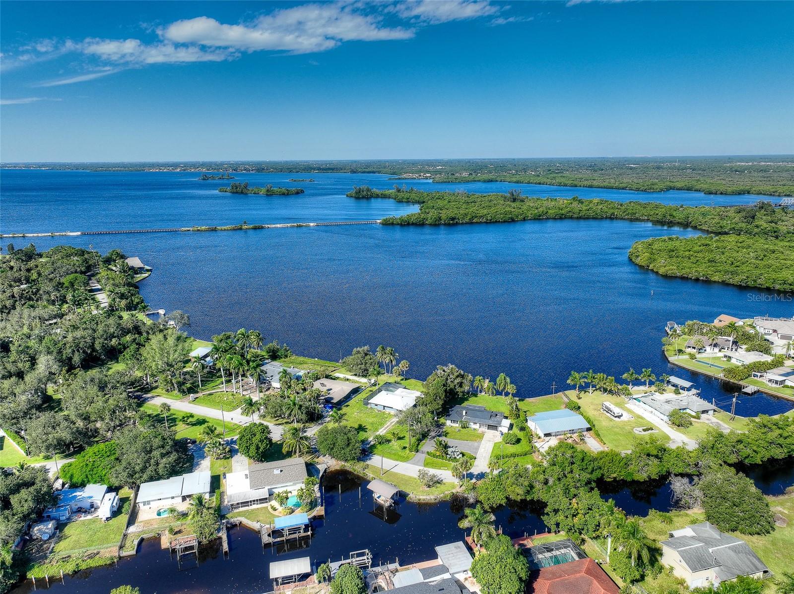 Image 39 of 45 For 4867 Riverside Drive