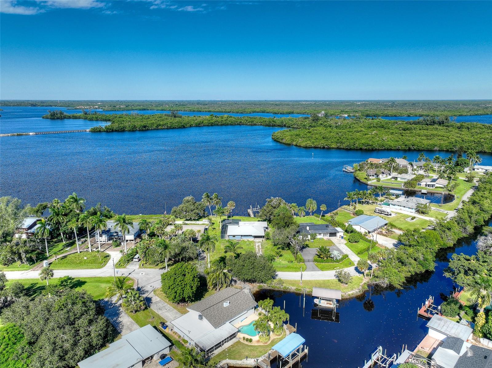 Image 41 of 45 For 4867 Riverside Drive