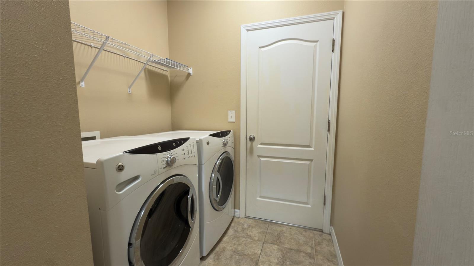 Image 13 of 16 For 8722 Karpeal Drive