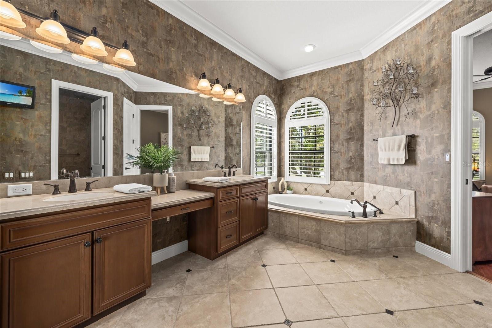 Image 29 of 76 For 13190 Campanile Court