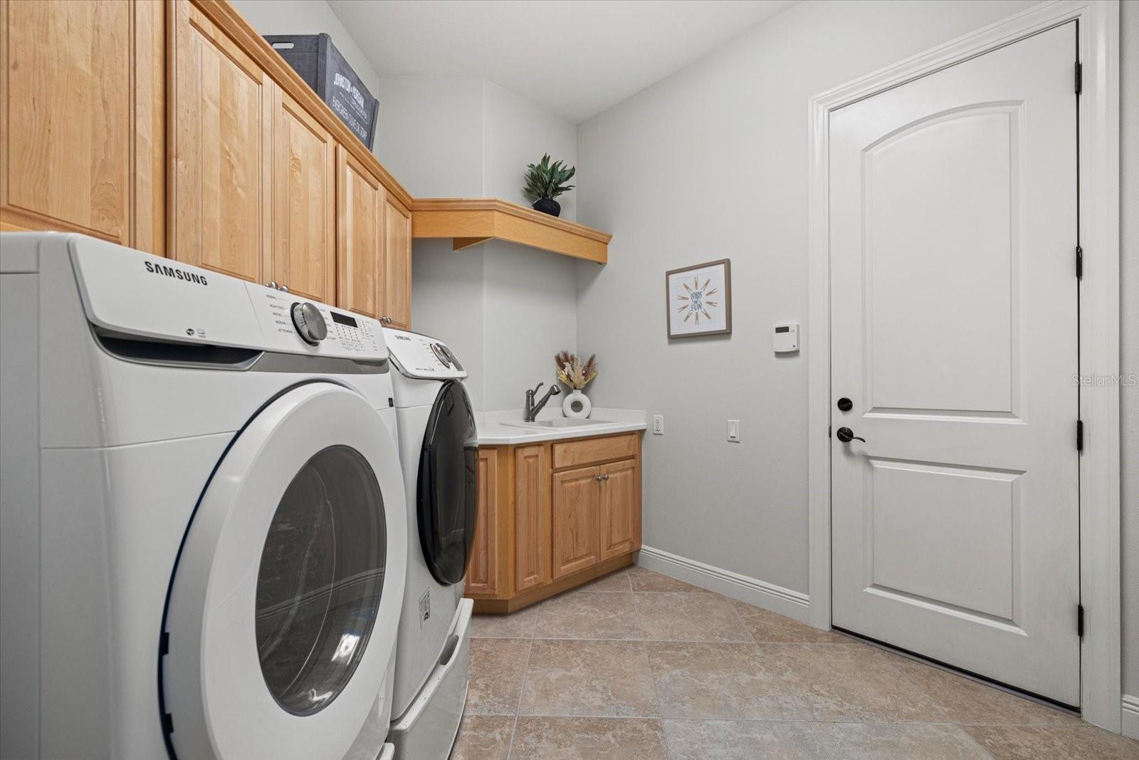 Image 31 of 76 For 13190 Campanile Court