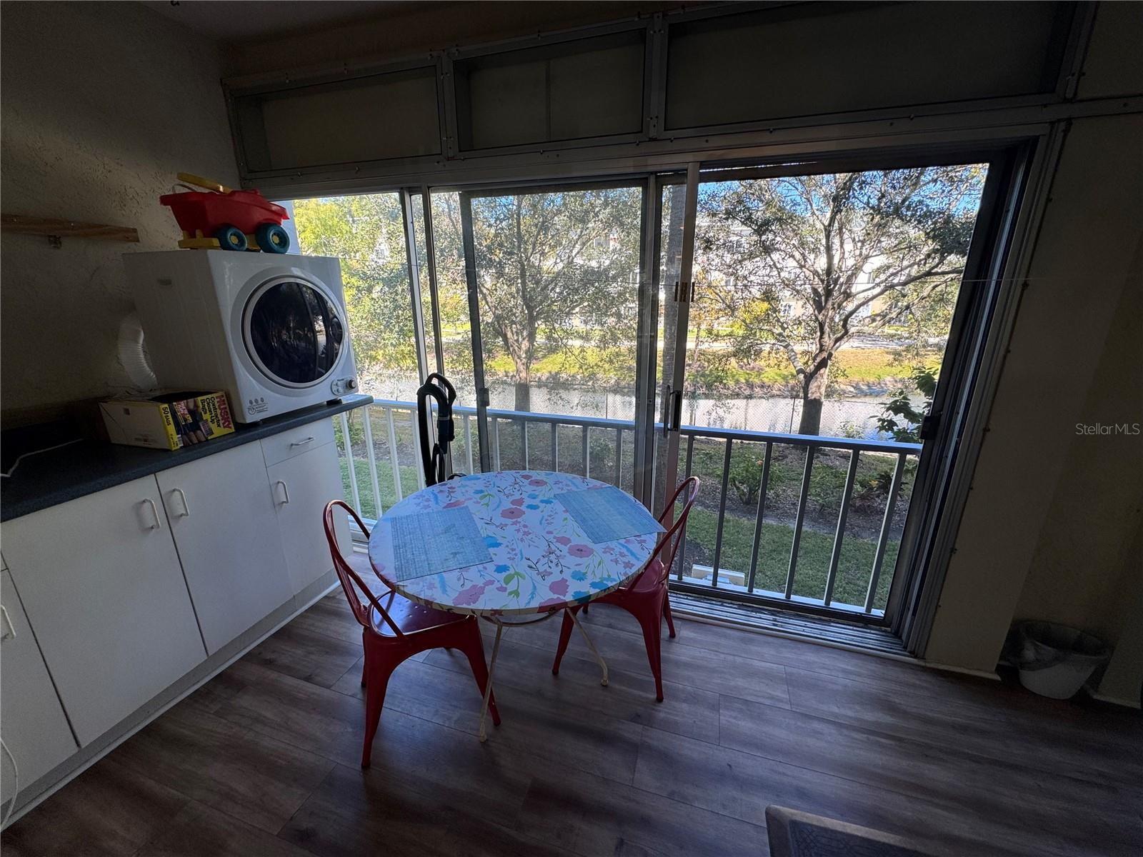 Image 12 of 17 For 3122 Lake Bayshore Drive 218