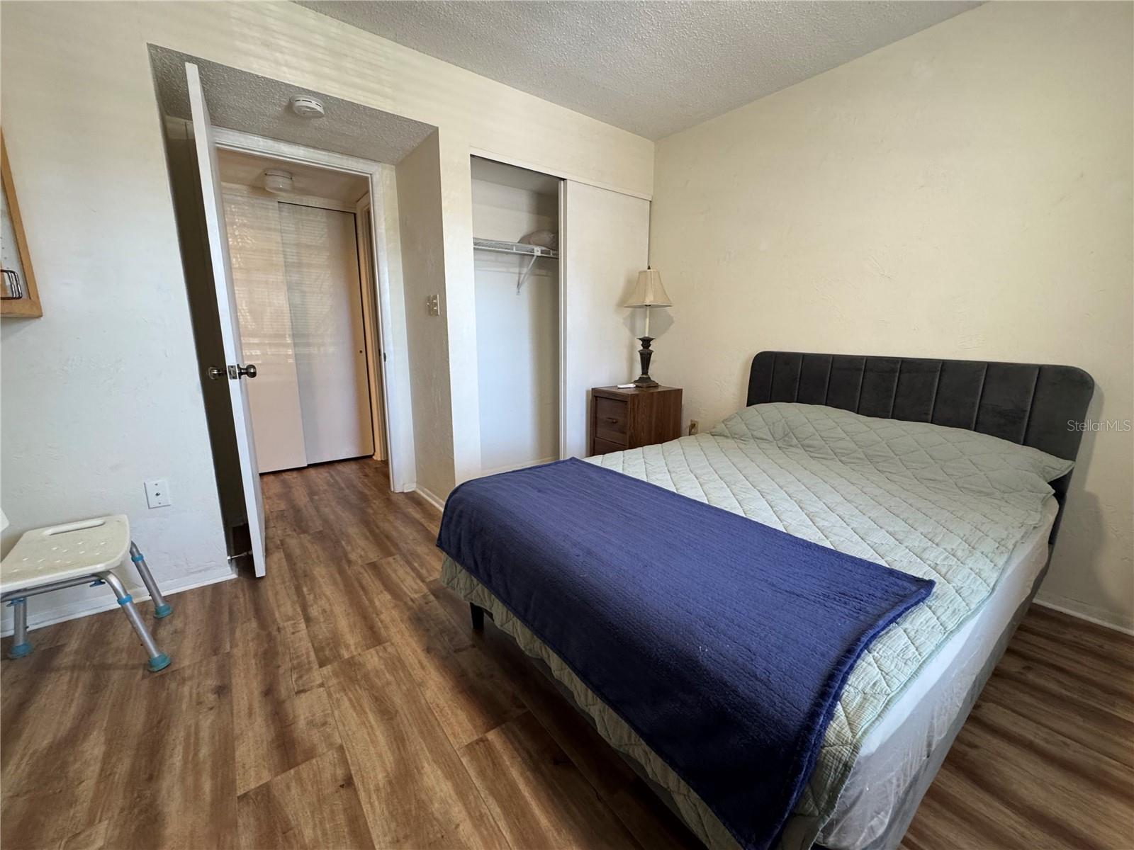 Image 15 of 17 For 3122 Lake Bayshore Drive 218