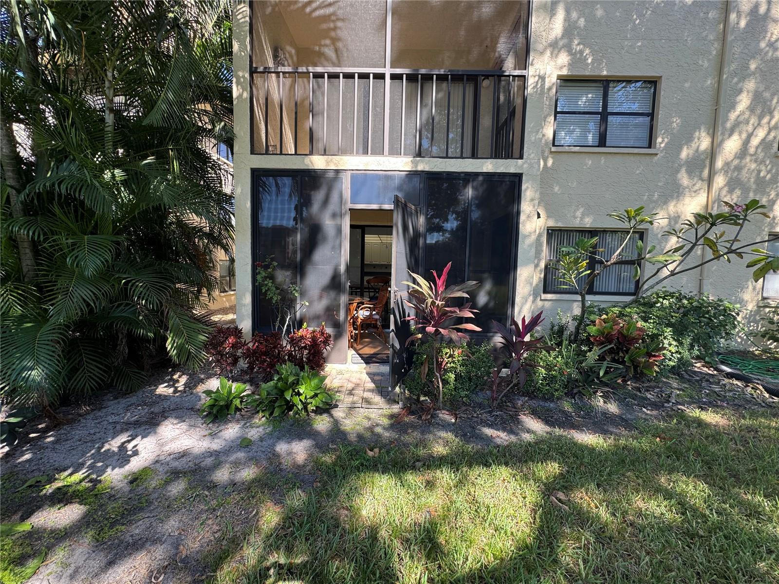 Image 18 of 20 For 315 30th Avenue W 101b