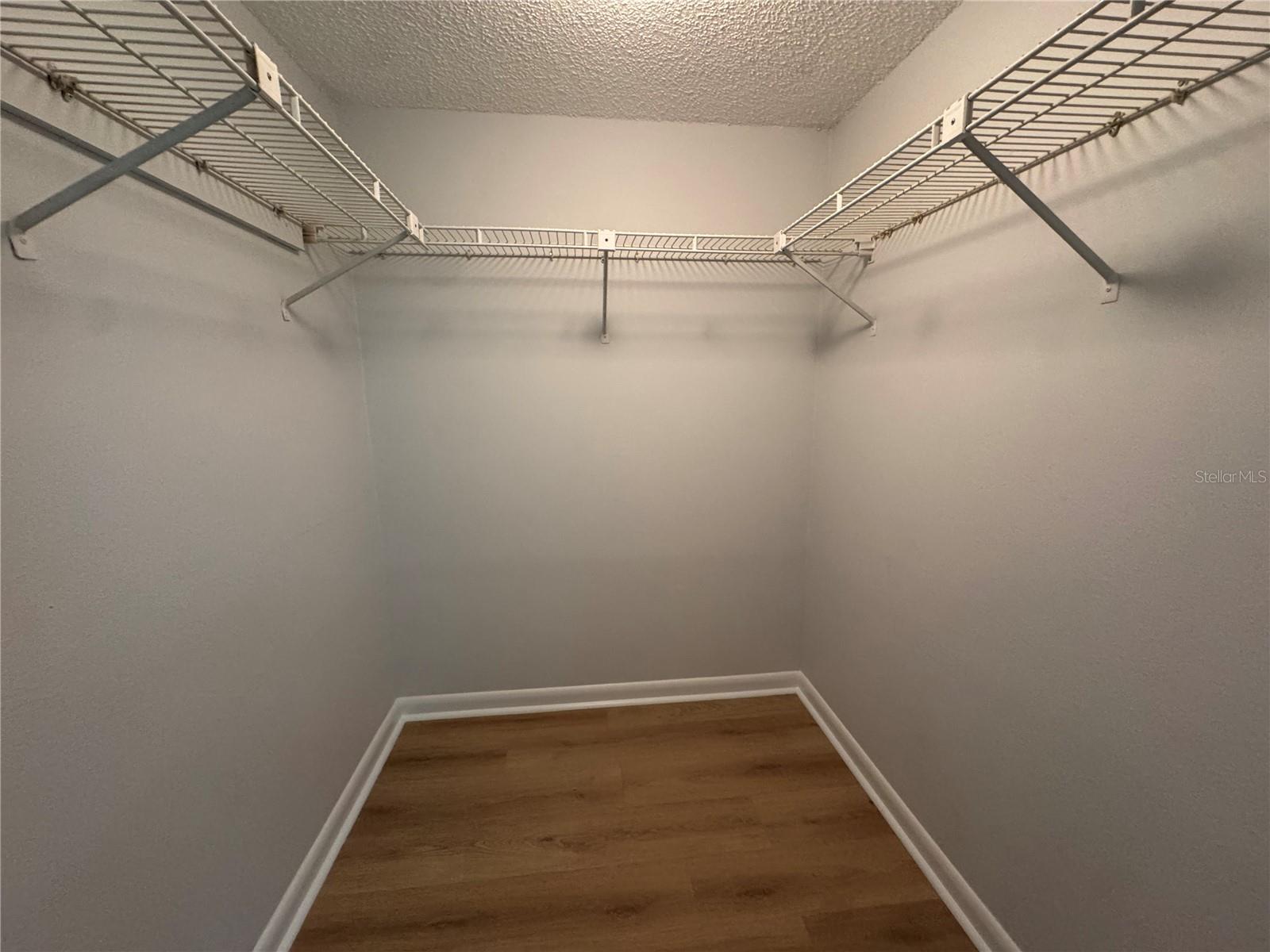 Image 6 of 20 For 315 30th Avenue W 101b