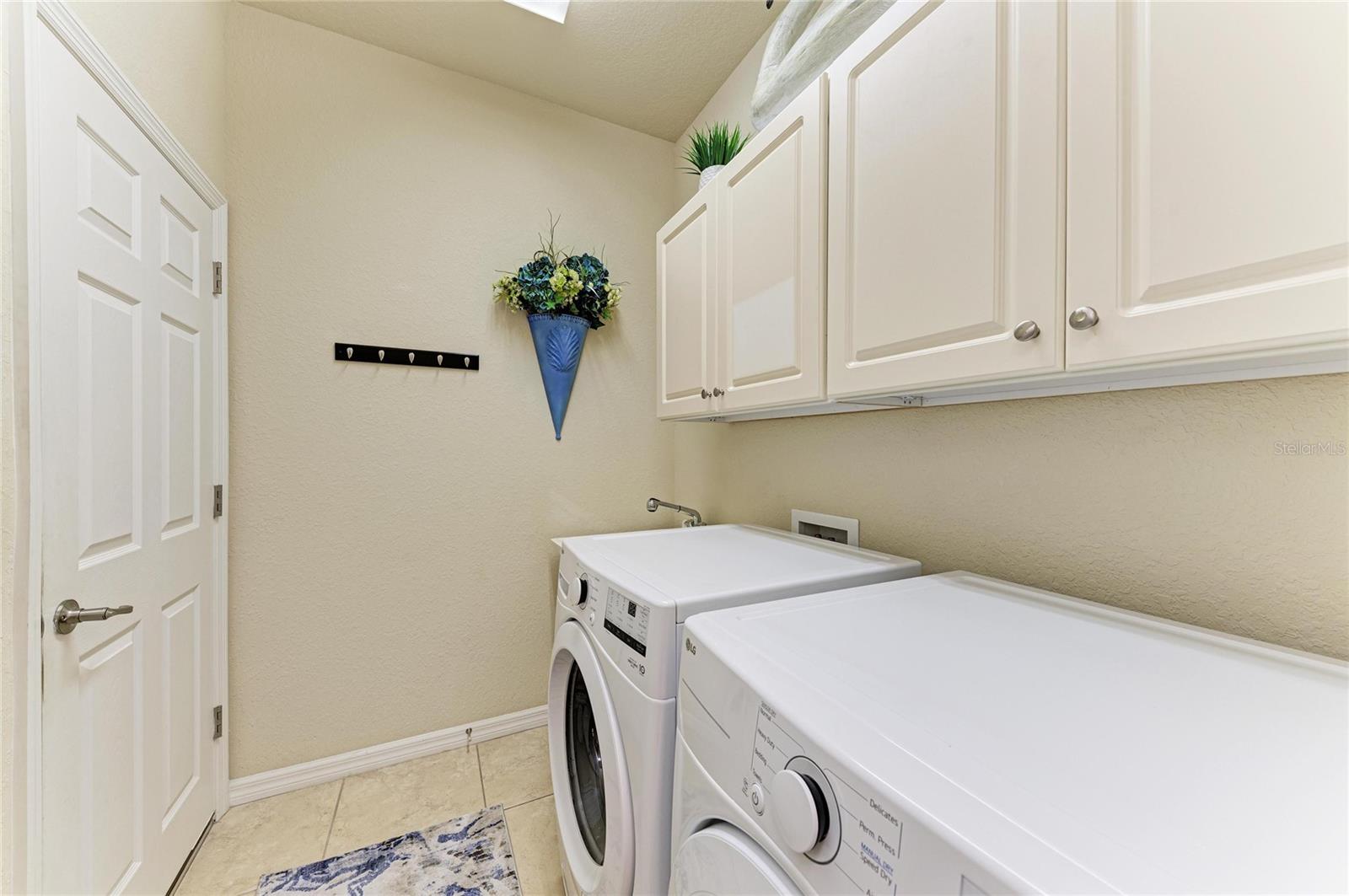 Image 46 of 99 For 9015 Hammock Edge Place