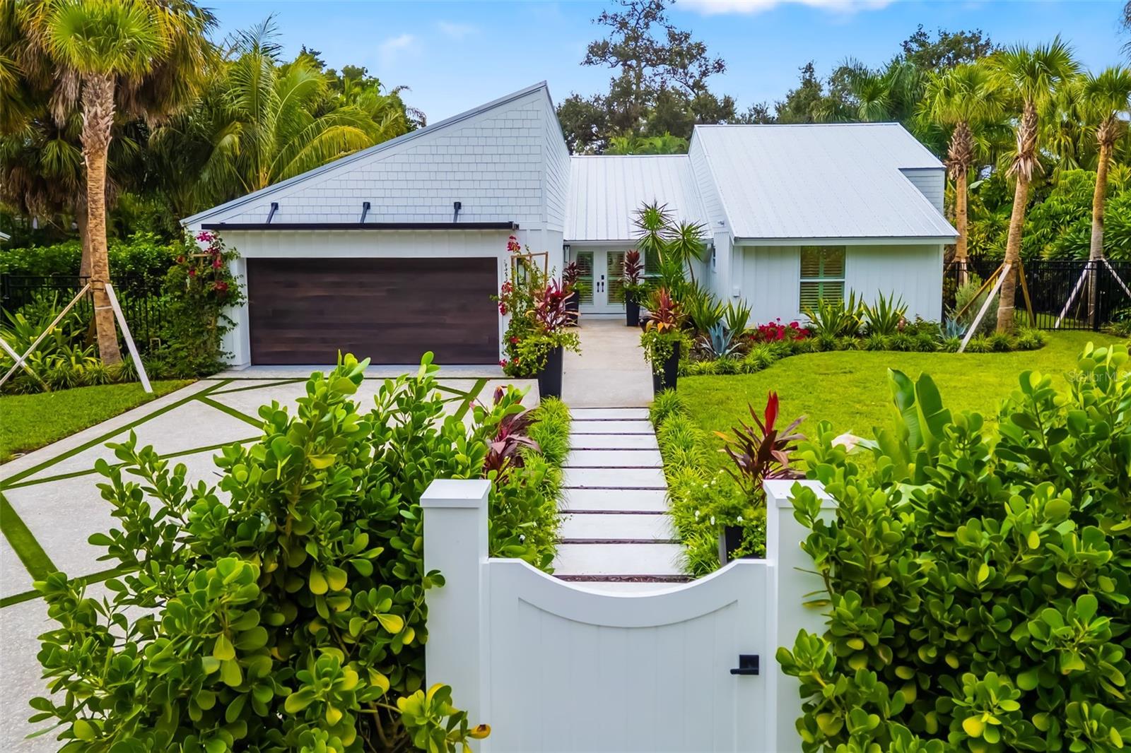 Image 65 of 81 For 1705 Field Road