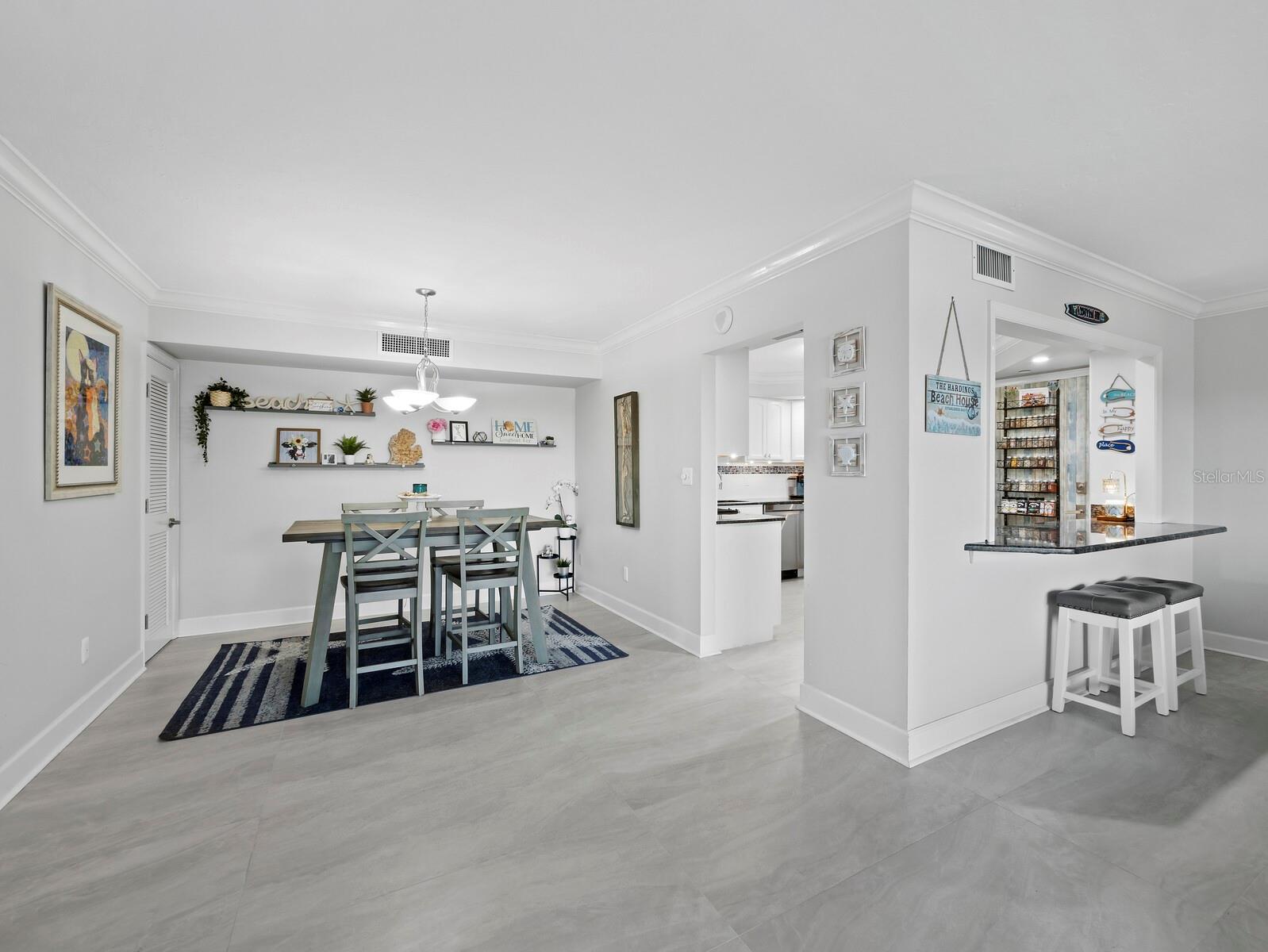 Image 11 of 42 For 2301 Gulf Of Mexico Drive 34n