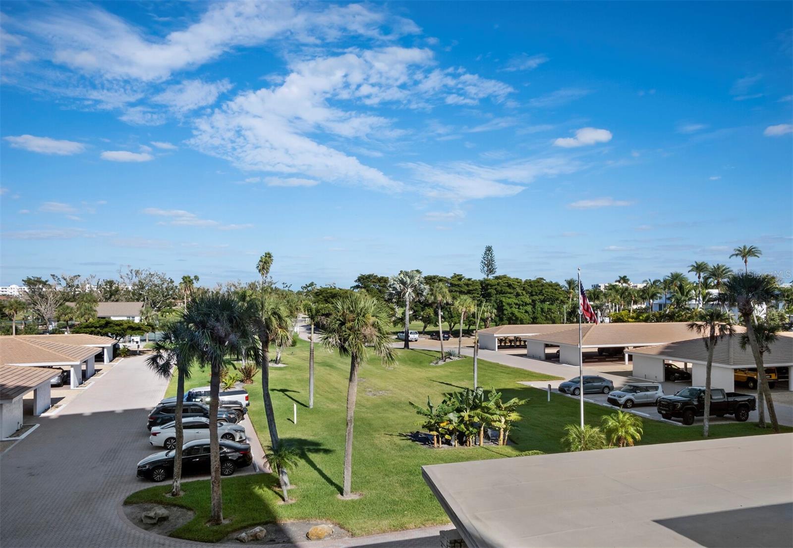 Image 17 of 42 For 2301 Gulf Of Mexico Drive 34n