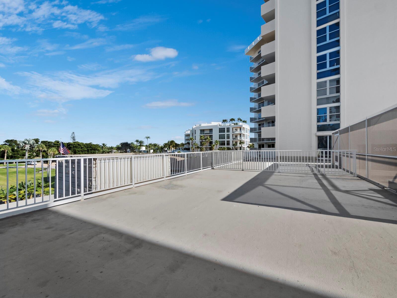 Image 28 of 42 For 2301 Gulf Of Mexico Drive 34n