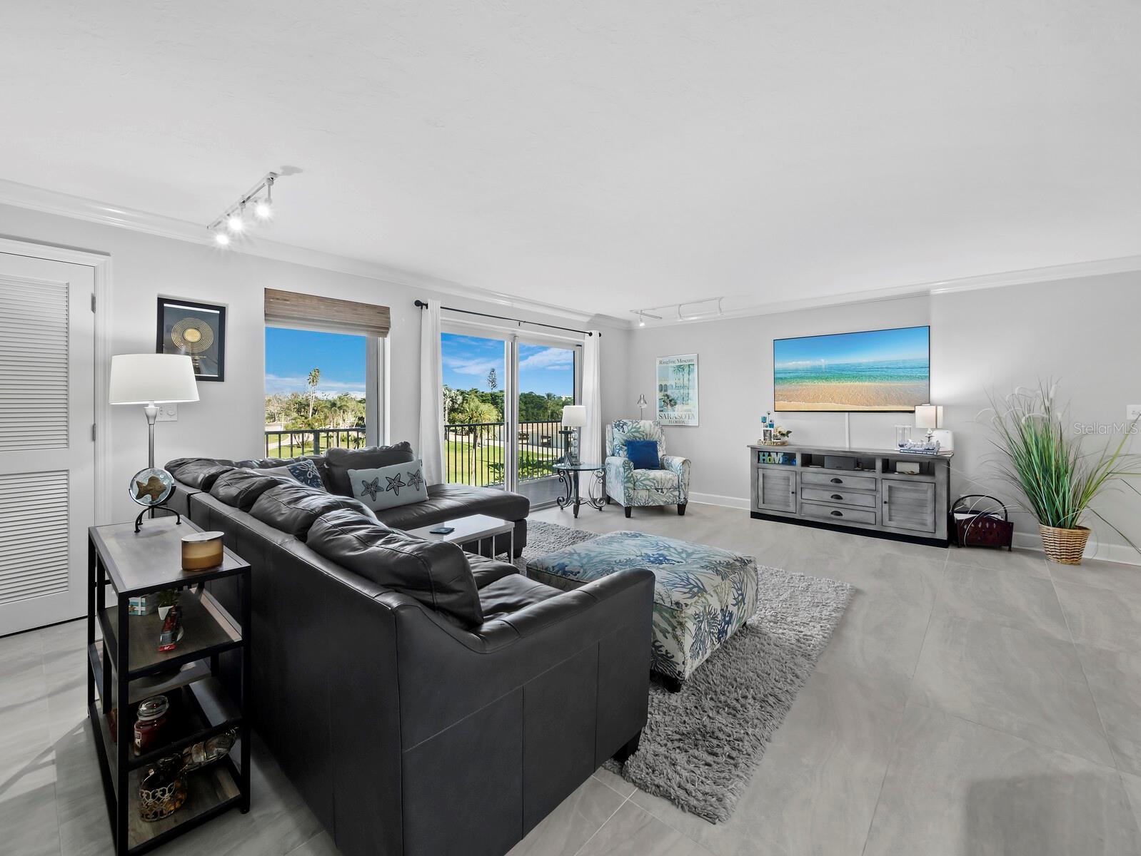 Image 5 of 42 For 2301 Gulf Of Mexico Drive 34n