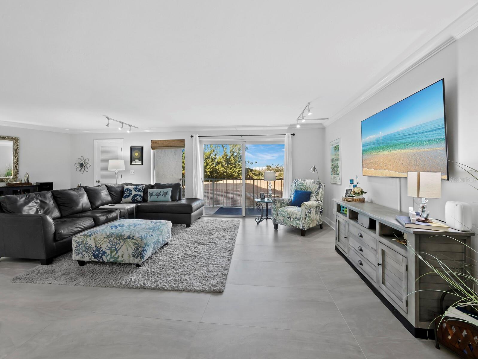 Image 6 of 42 For 2301 Gulf Of Mexico Drive 34n