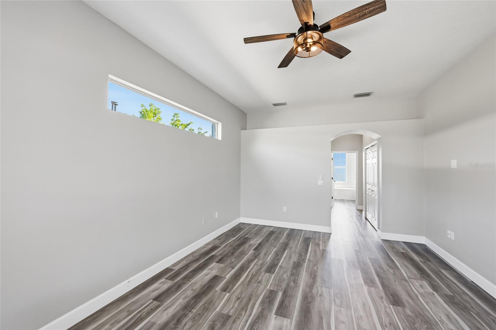 Image 15 of 43 For 574 Planters Manor Way