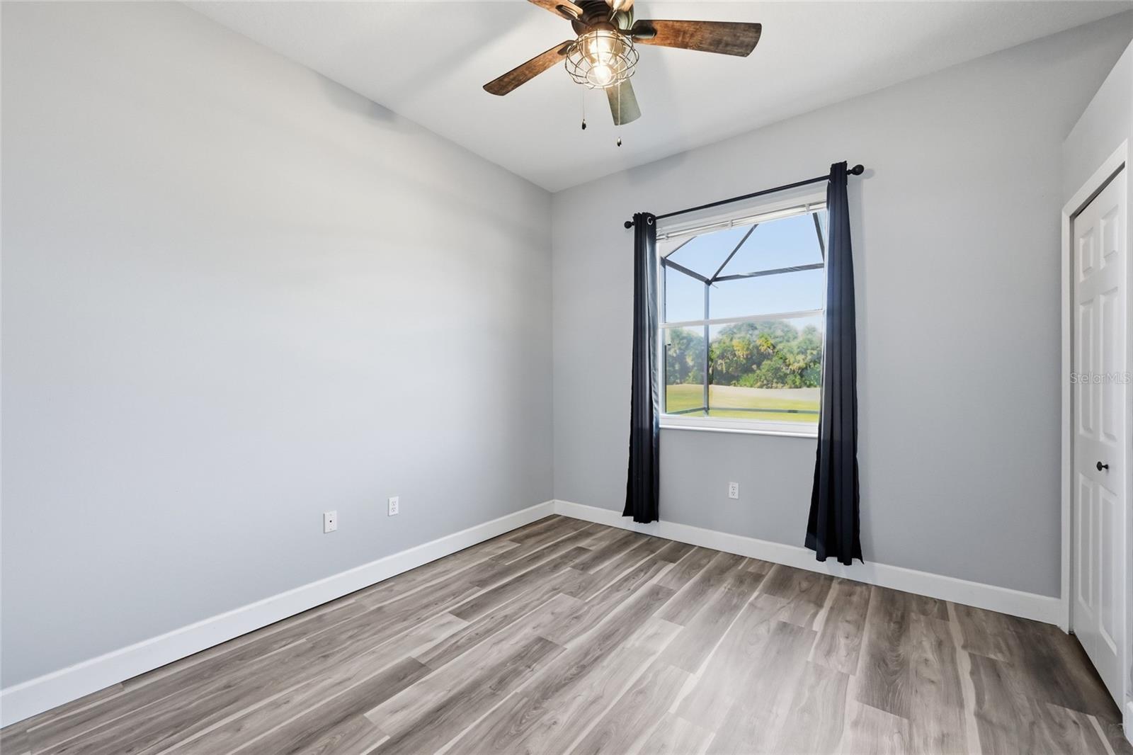 Image 19 of 43 For 574 Planters Manor Way