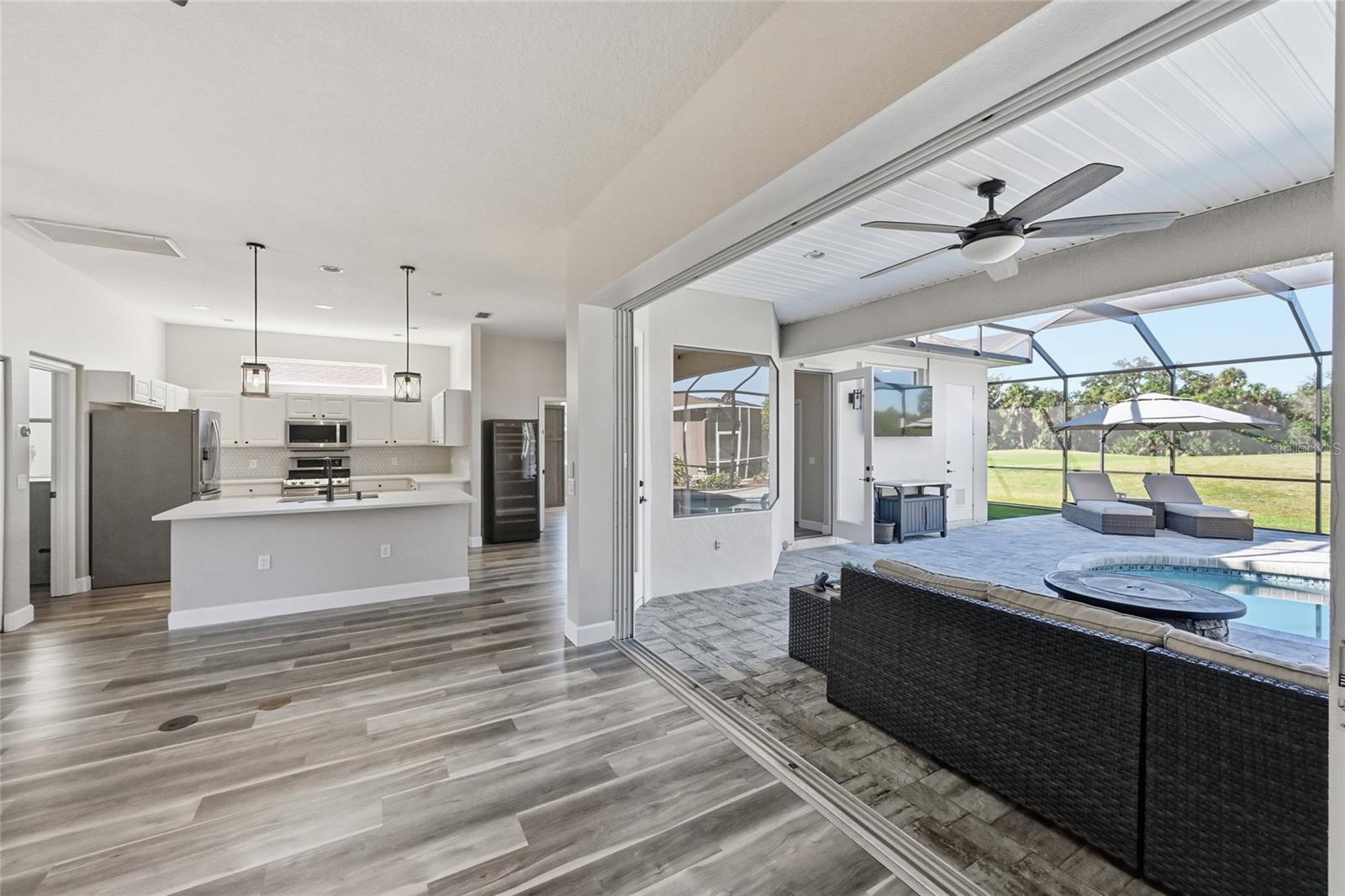 Image 7 of 43 For 574 Planters Manor Way