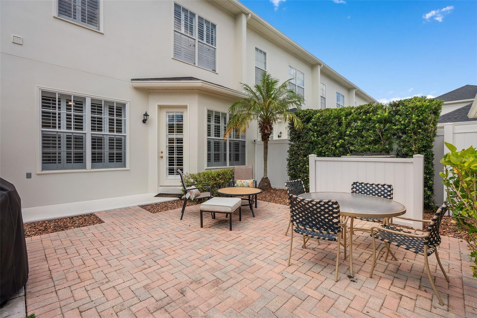 Image 29 of 38 For 923 Greenlawn Street