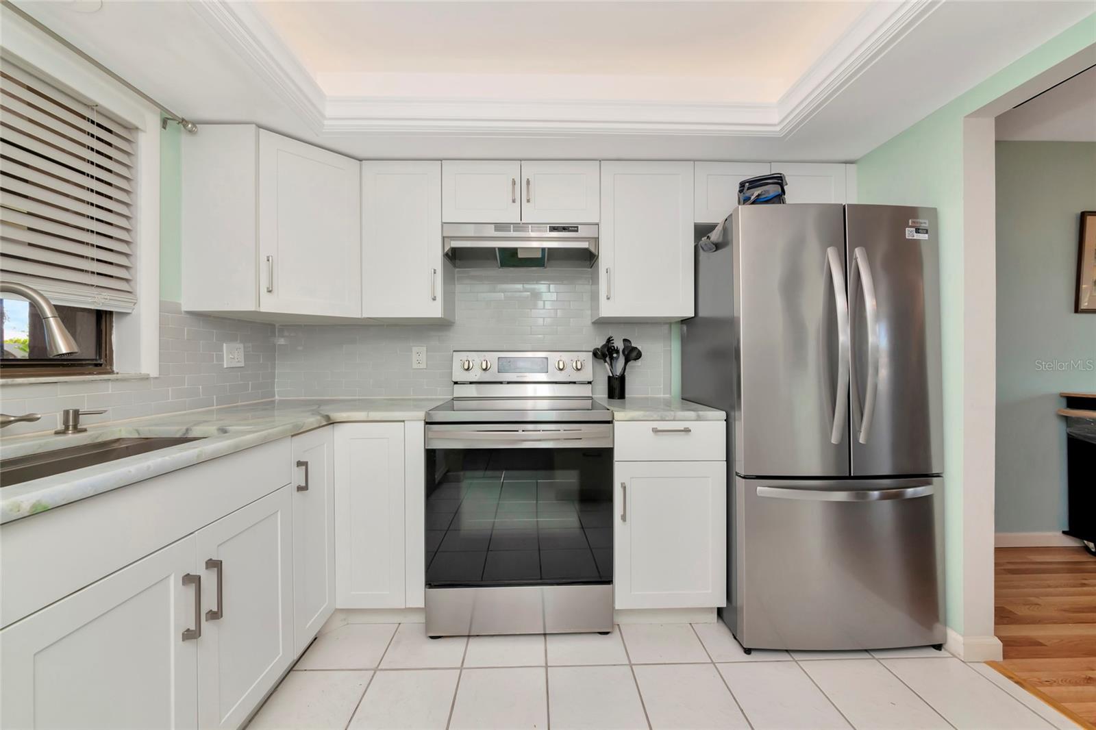 Image 13 of 35 For 1720 Lakeside Drive 1716-b