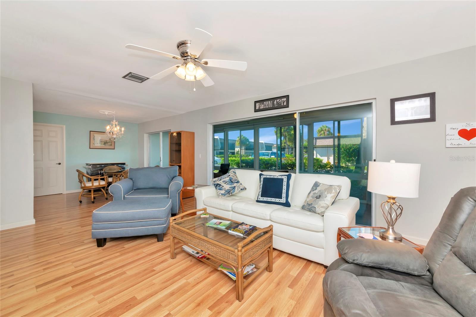 Image 6 of 35 For 1720 Lakeside Drive 1716-b