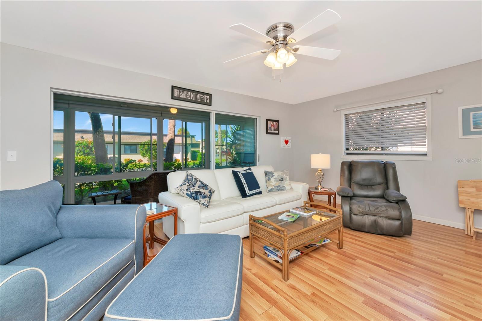 Image 7 of 35 For 1720 Lakeside Drive 1716-b