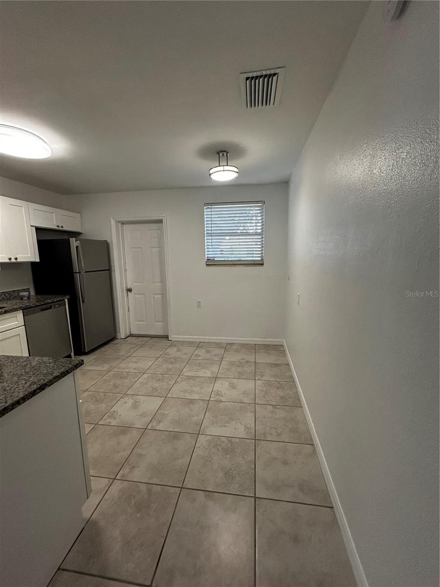 Image 3 of 8 For 1980 S. East Avenue