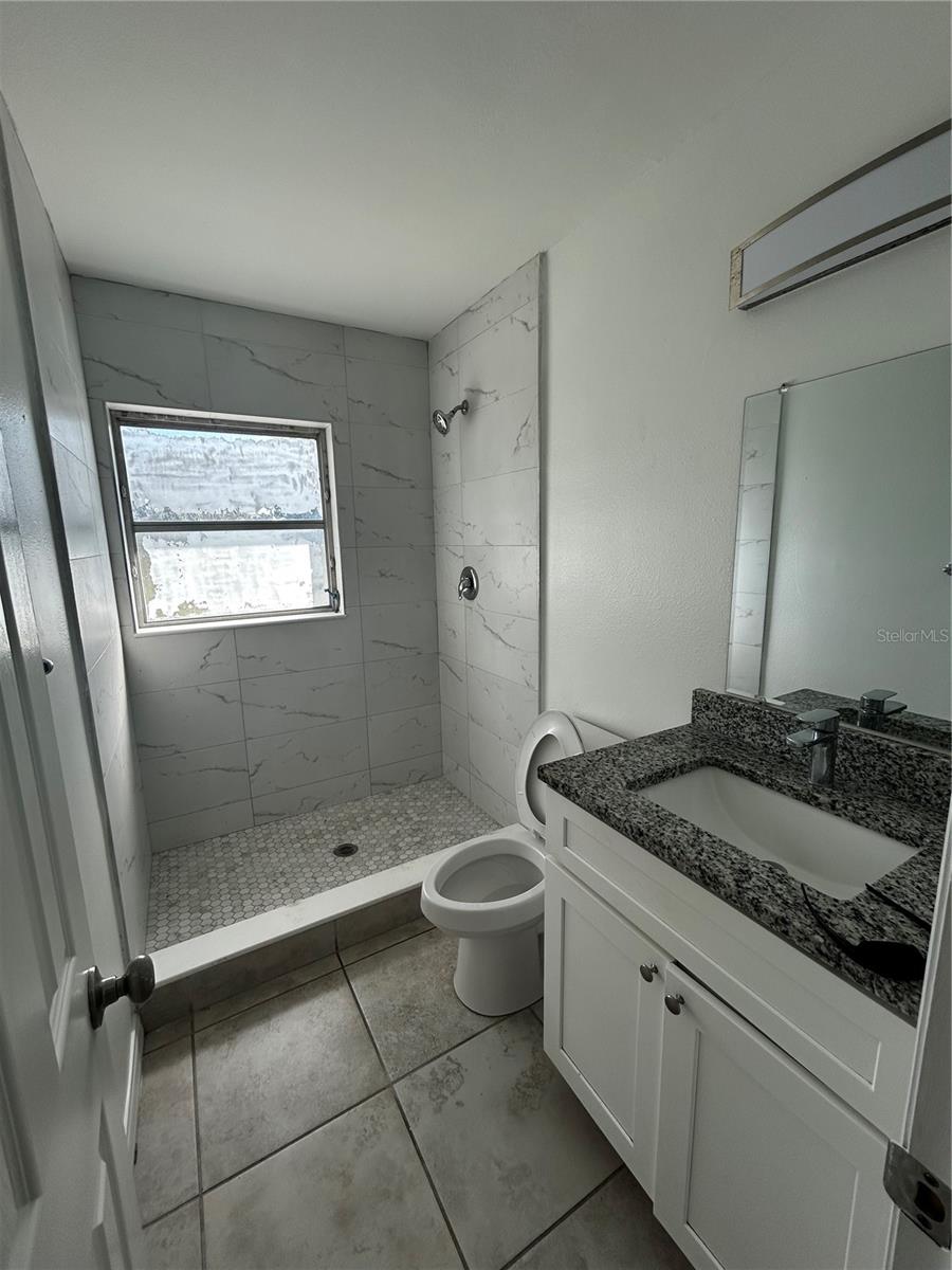 Image 6 of 8 For 1980 S. East Avenue