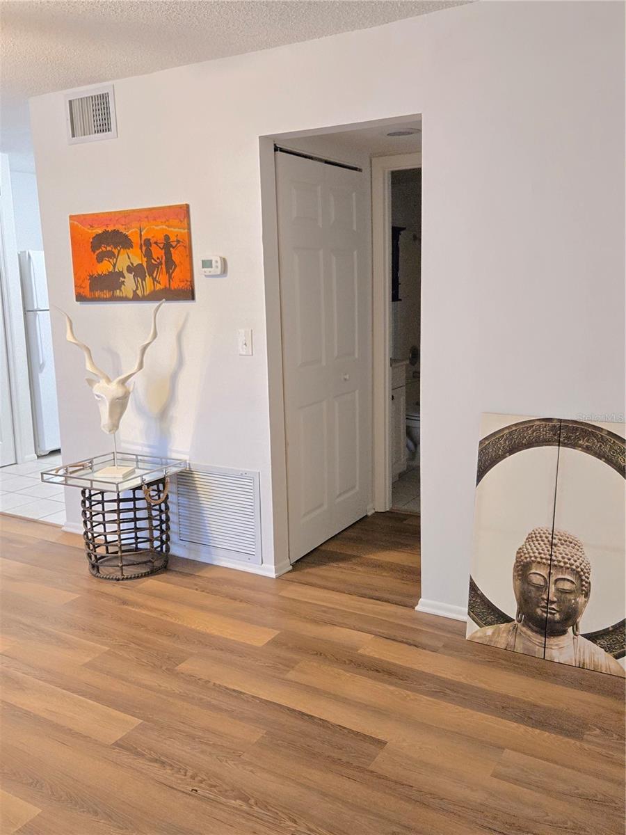 Image 6 of 17 For 4601 Summer Drive