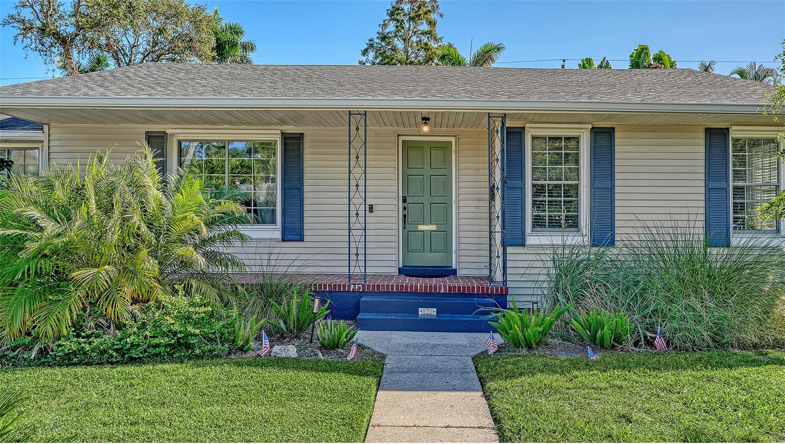 Image 2 of 45 For 121 24th Street W