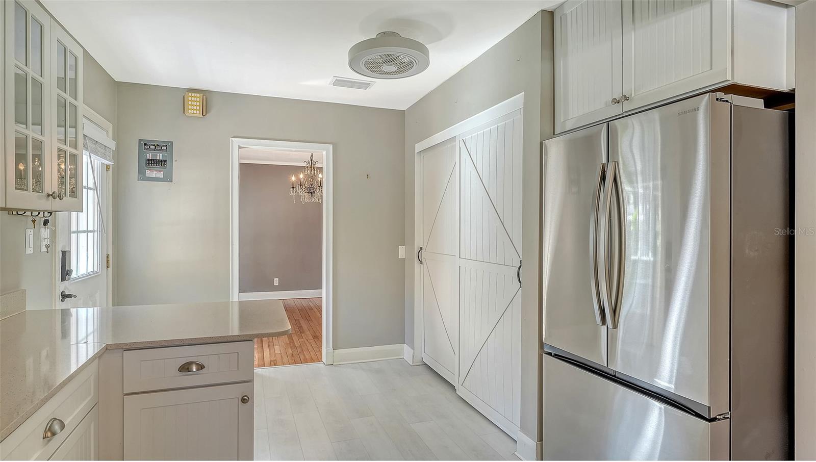 Image 22 of 45 For 121 24th Street W