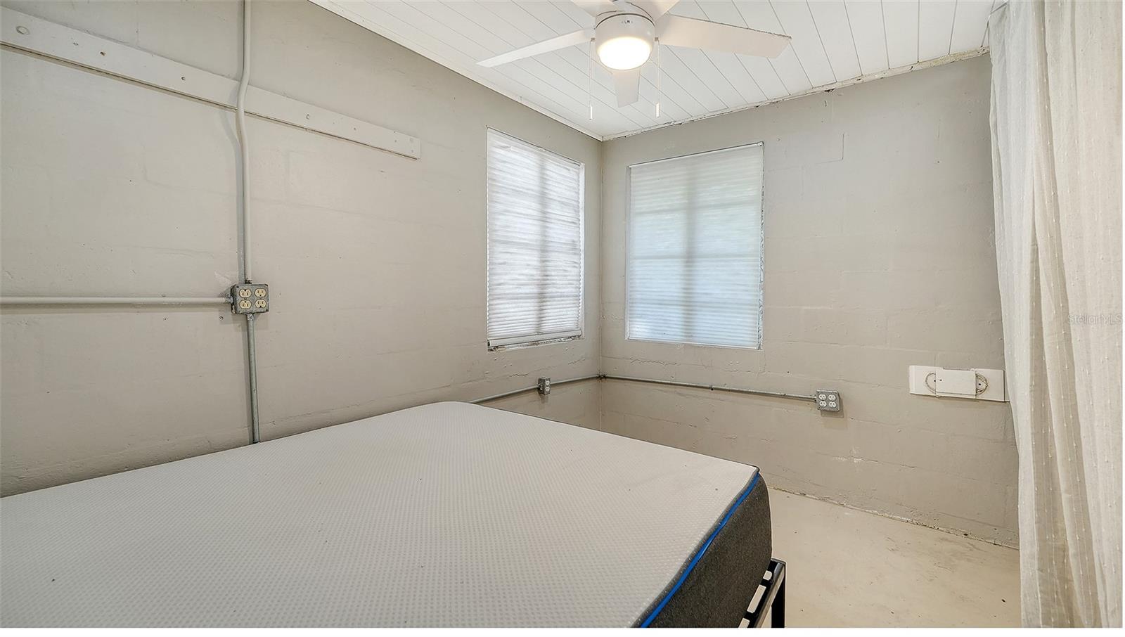 Image 39 of 45 For 121 24th Street W