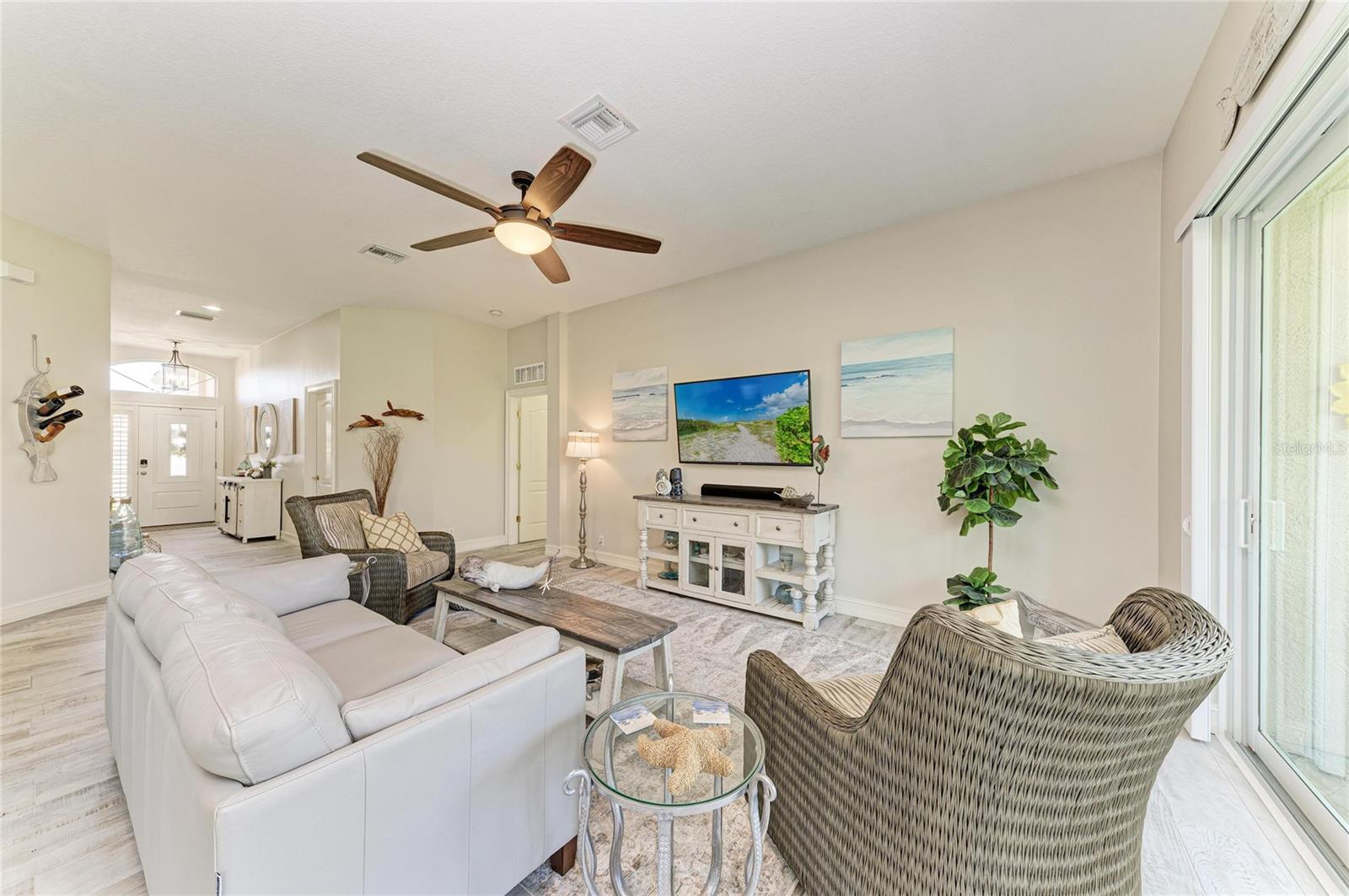 Image 10 of 47 For 311 11th Avenue E