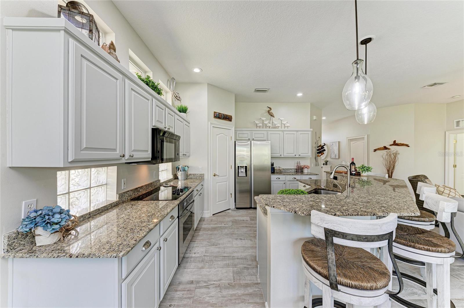 Image 15 of 47 For 311 11th Avenue E