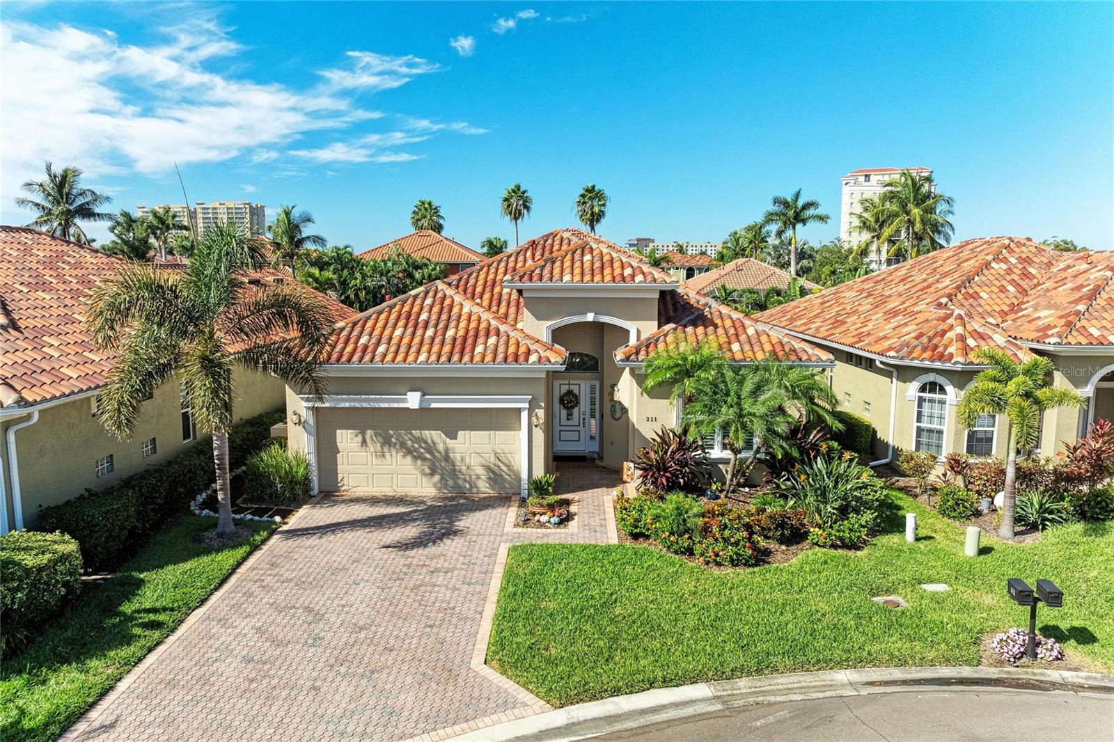 Image 2 of 47 For 311 11th Avenue E