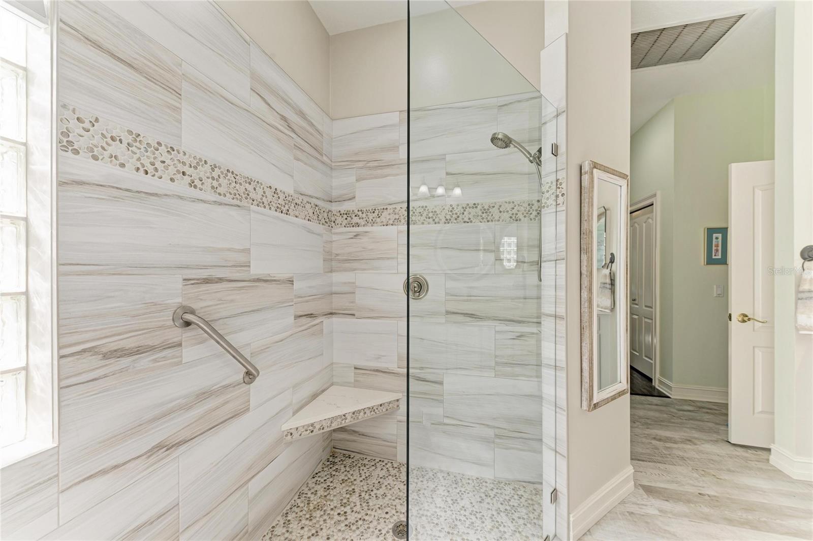 Image 26 of 47 For 311 11th Avenue E