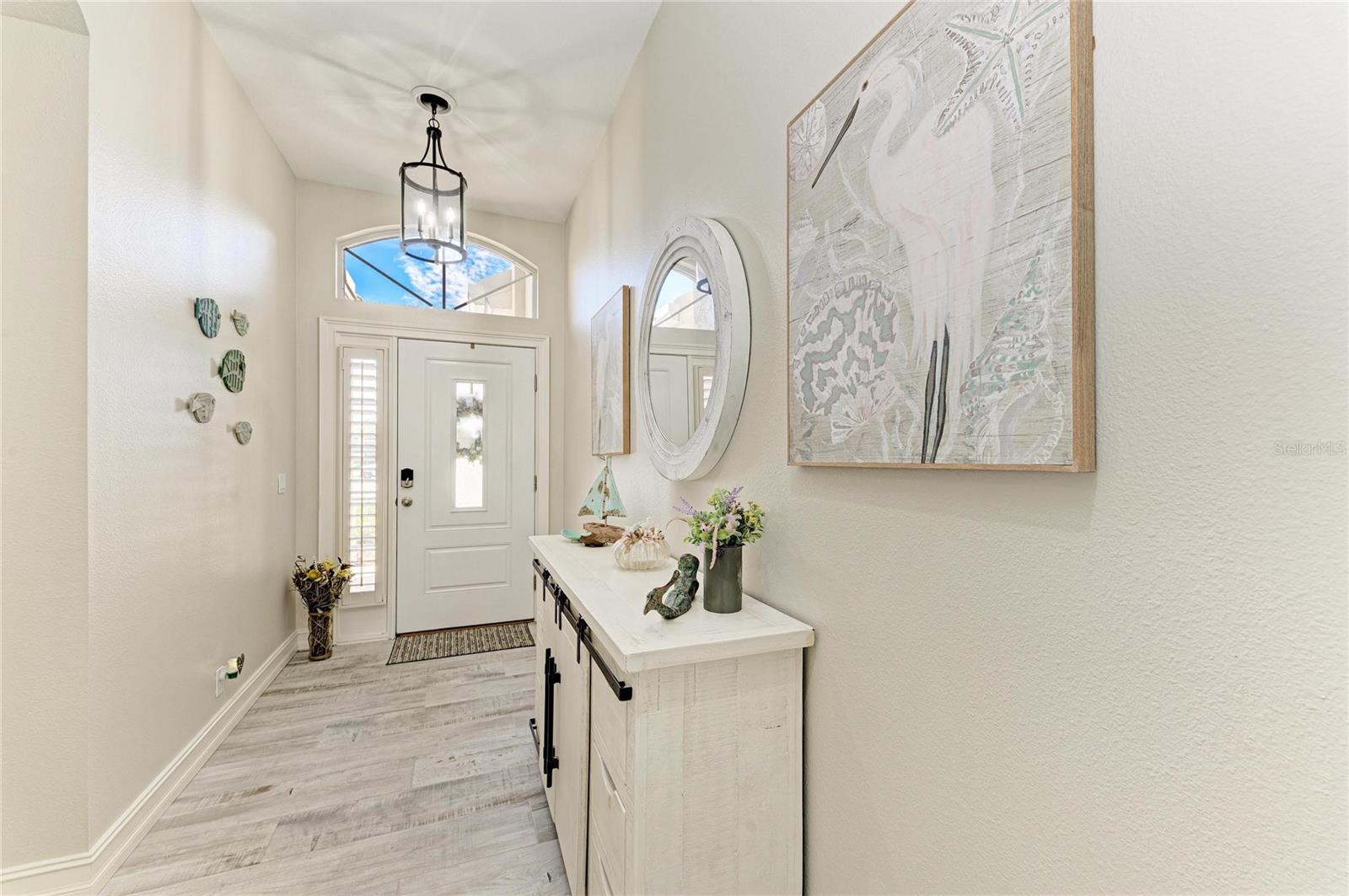 Image 5 of 47 For 311 11th Avenue E