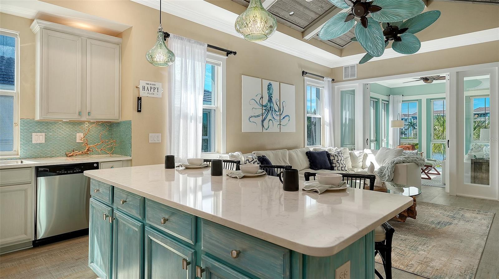 Image 13 of 79 For 344 Sapphire Lake Drive 201