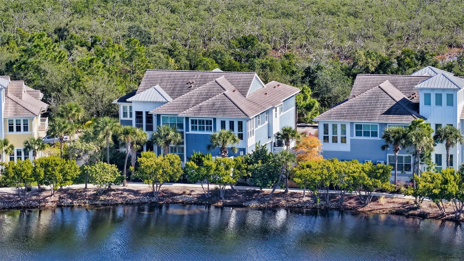 Image 44 of 79 For 344 Sapphire Lake Drive 201