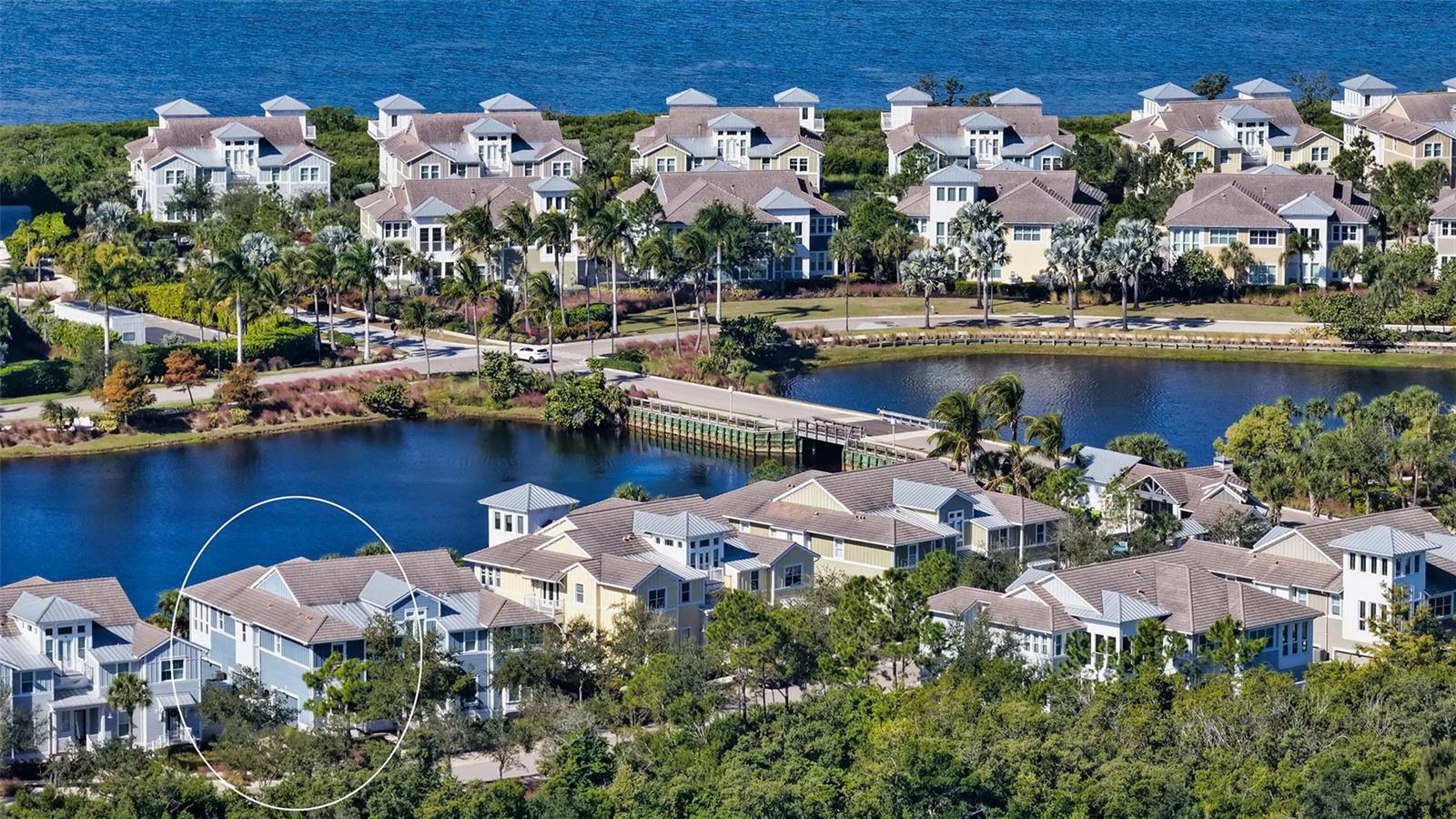 Image 46 of 79 For 344 Sapphire Lake Drive 201