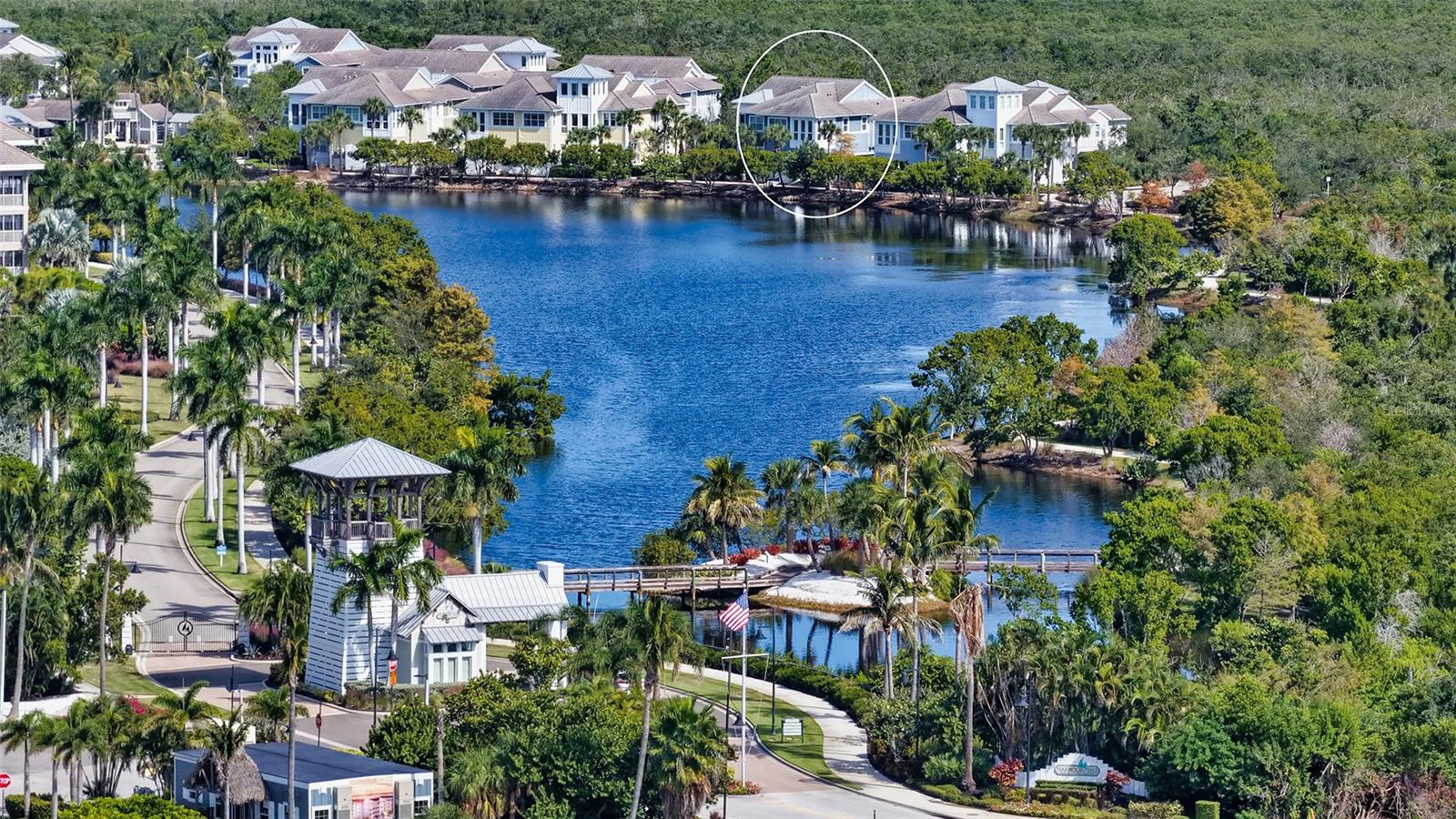 Image 5 of 79 For 344 Sapphire Lake Drive 201