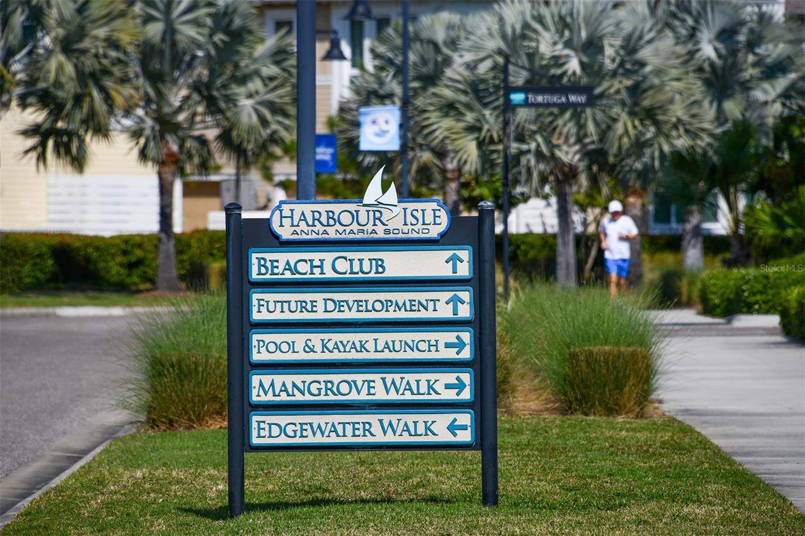 Image 61 of 79 For 344 Sapphire Lake Drive 201