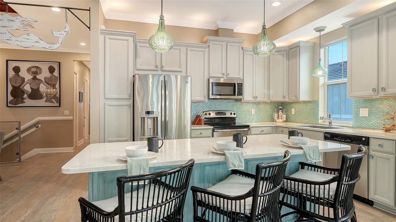 Image 9 of 79 For 344 Sapphire Lake Drive 201