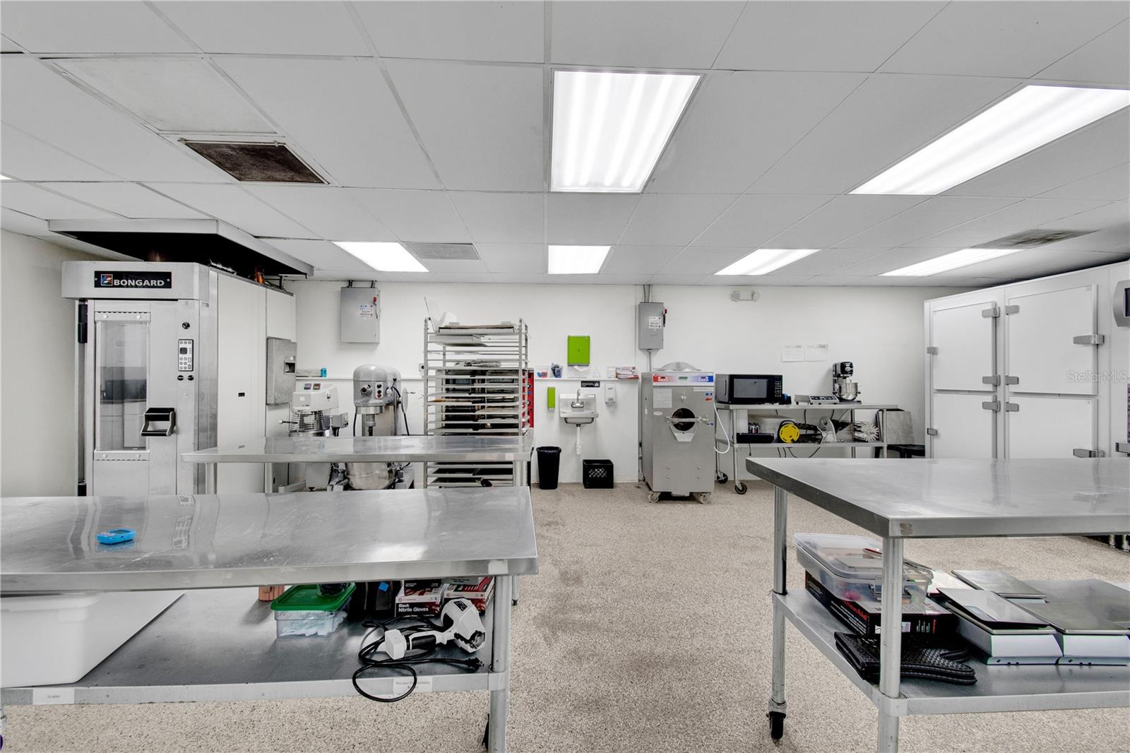 Image 51 of 60 For 1786 Semoran Boulevard