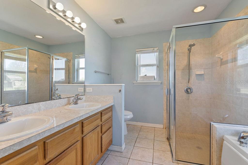 Image 23 of 25 For 9590 98th Avenue