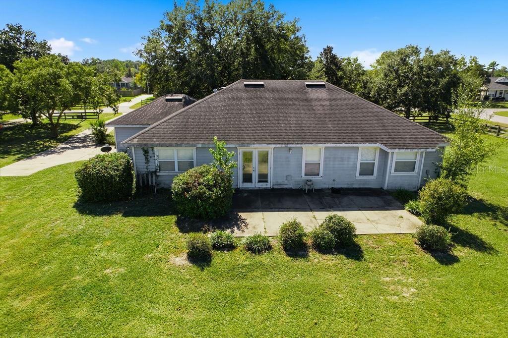 Image 4 of 25 For 9590 98th Avenue