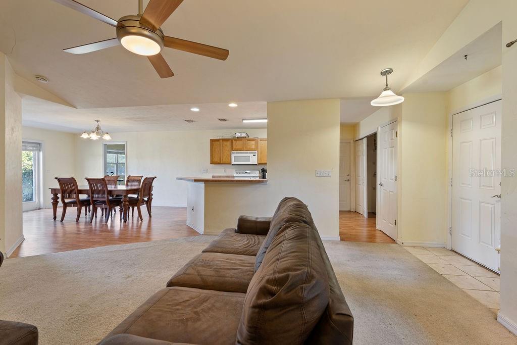 Image 8 of 25 For 9590 98th Avenue