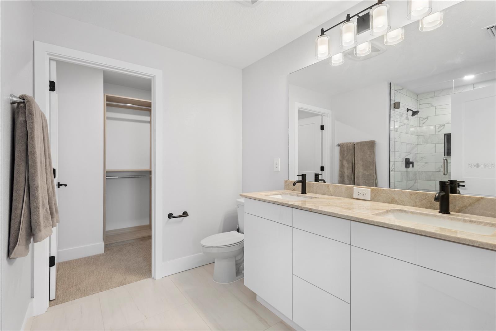 Image 16 of 26 For 7304 Portlight Lane